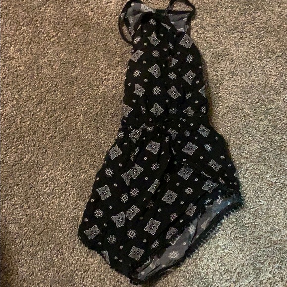 George Romper - Picture 3 of 3